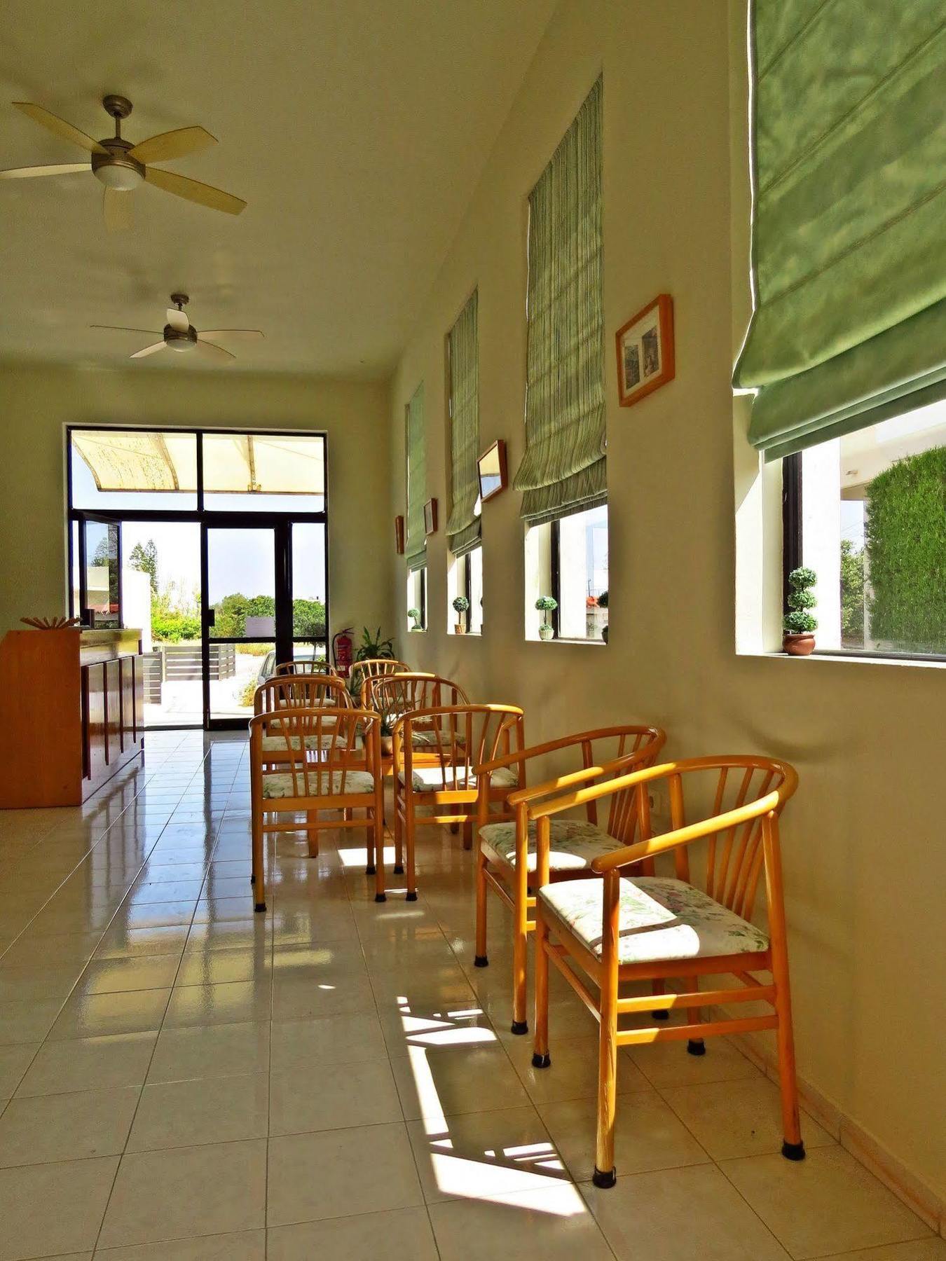 Debby Apartments Ialysos  Luaran gambar