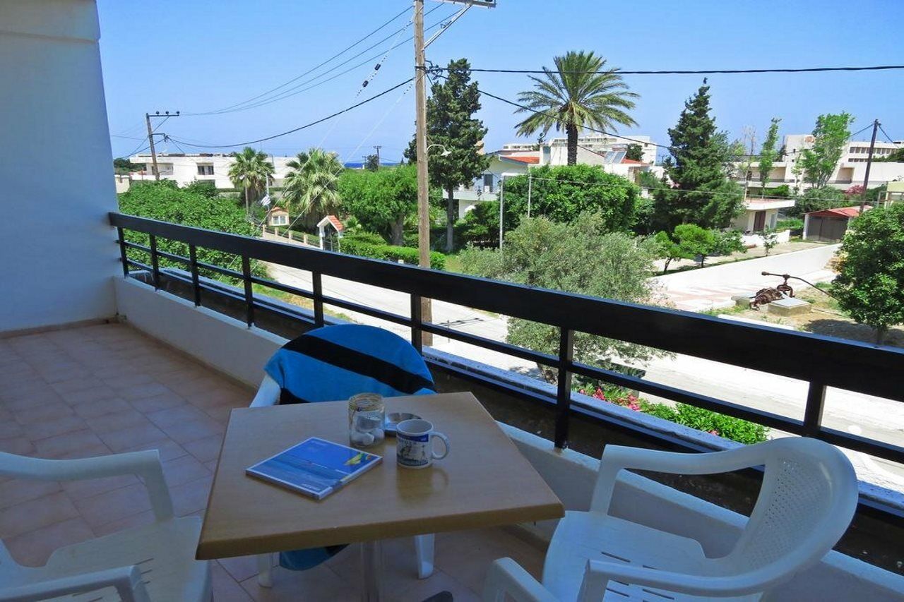 Debby Apartments Ialysos  Luaran gambar
